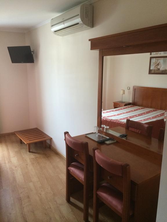 Отель Residencial Sao Jose E Residencial Aguas Santas Термаш-де-Сан-Педру-ду-Сул Номер фото